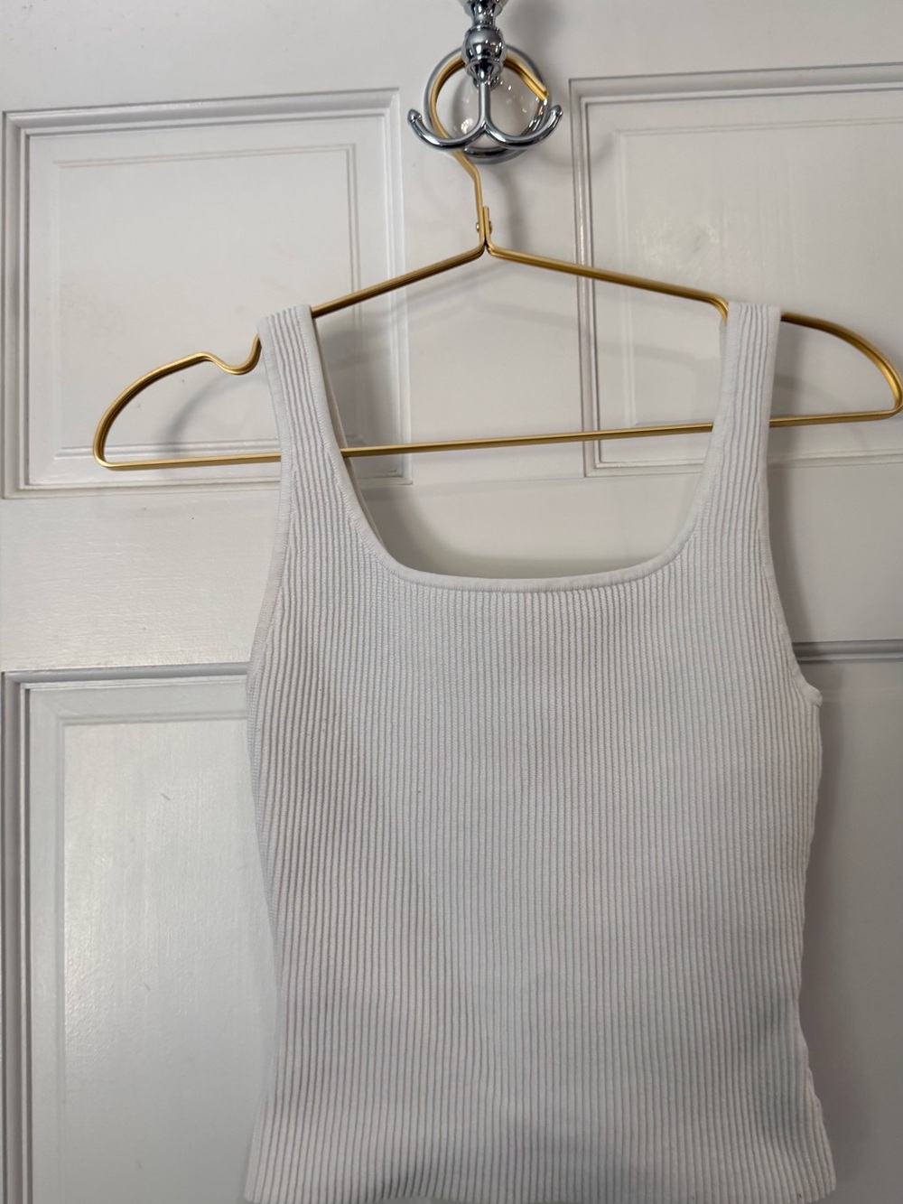 Aritzia Babaton White Ribbed Tank Top Size XS